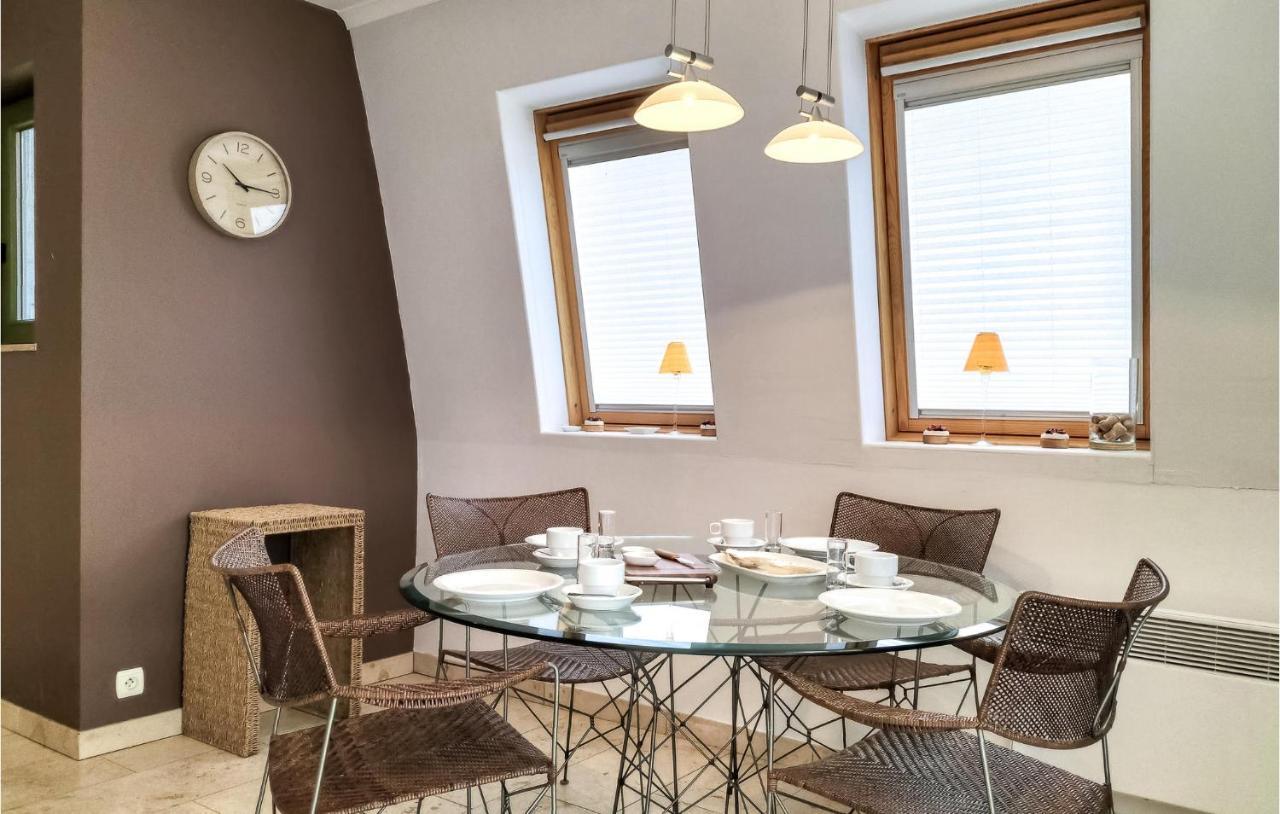 Nice Apartment In Bredene With Kitchen Екстер'єр фото