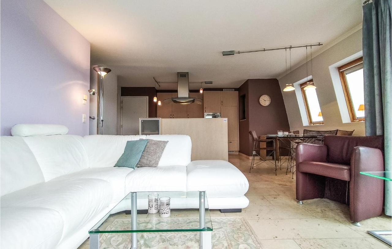 Nice Apartment In Bredene With Kitchen Екстер'єр фото